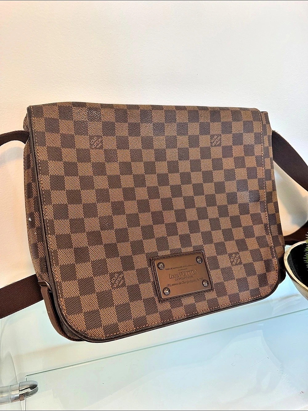 Louis Vuitton District PM Damier Ebene Messenger Bag in Brown